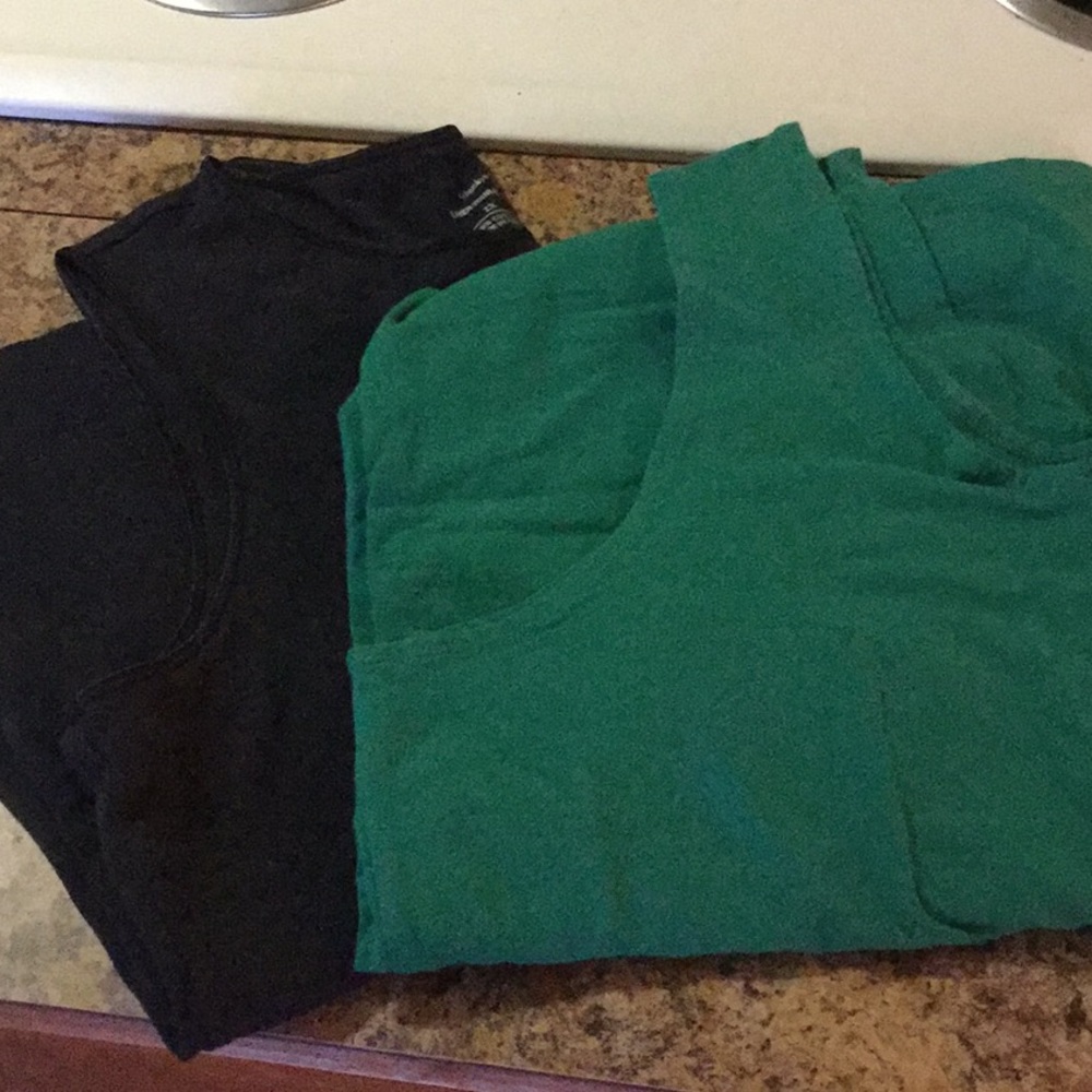 Bundle 2 tanks